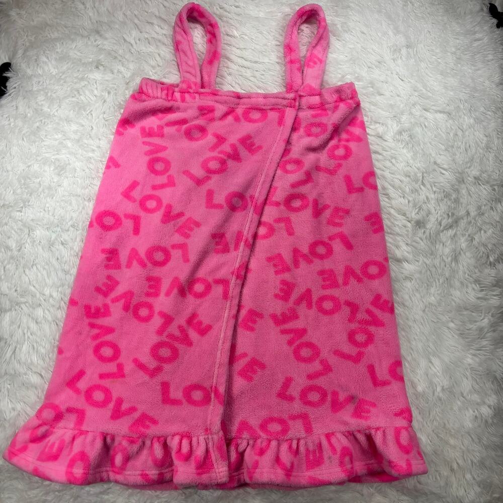 Plush Pink Fleece Spa Towel Wrap Love Print Ruffle Trim Bath Robe Straps